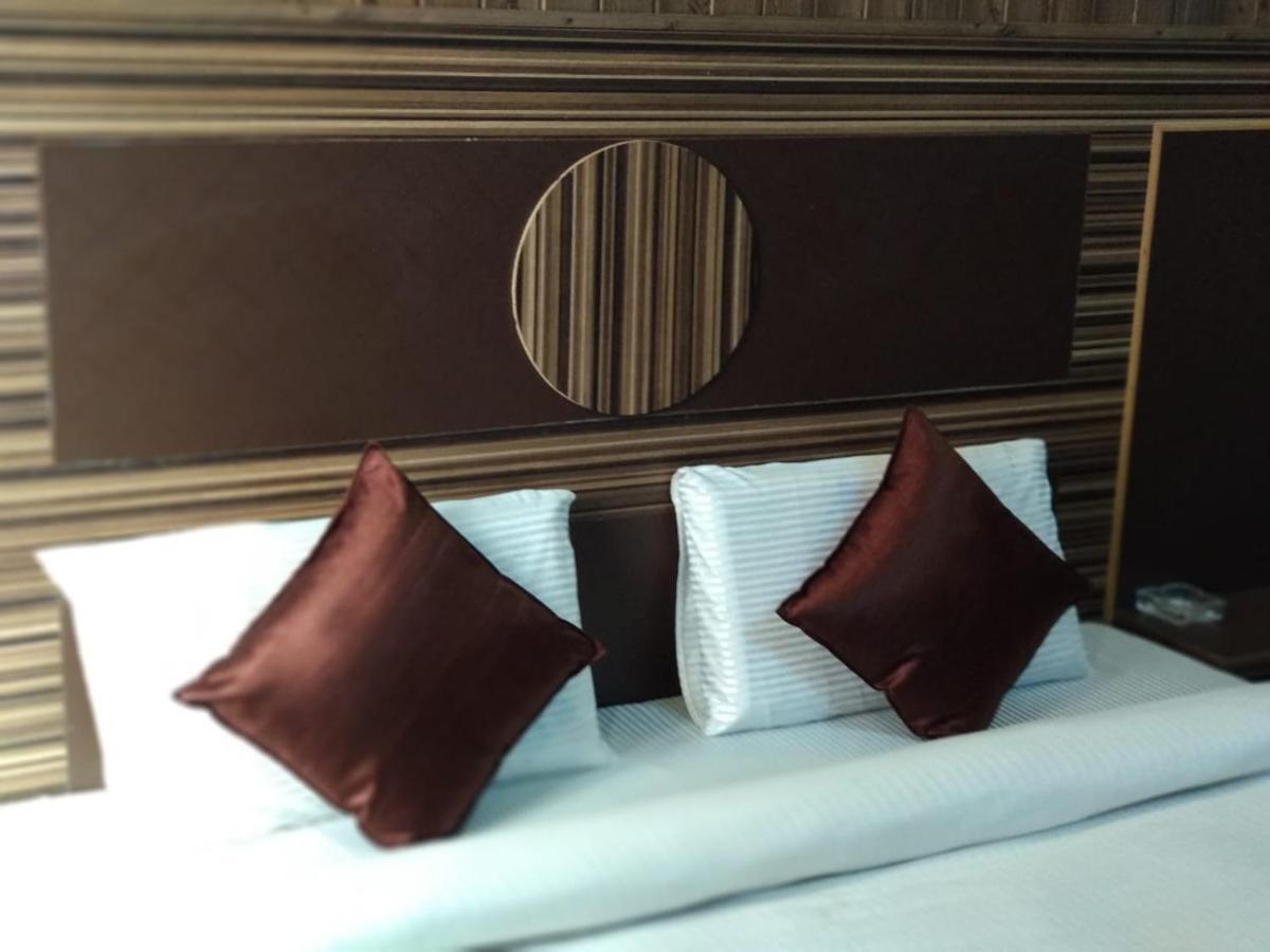 Hotel Pardesi הרידוואר מראה חיצוני תמונה