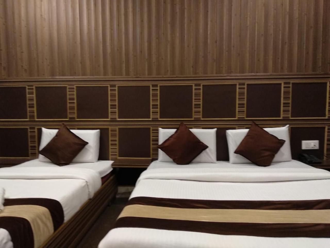 Hotel Pardesi הרידוואר מראה חיצוני תמונה